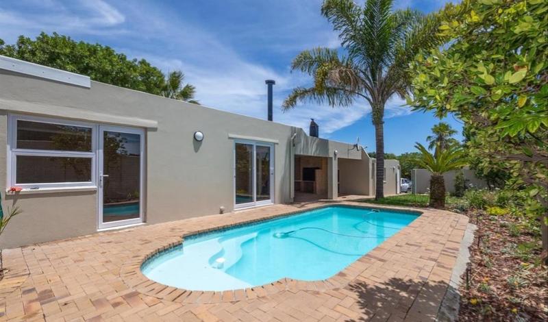3 Bedroom Property for Sale in Wellway Park East Western Cape